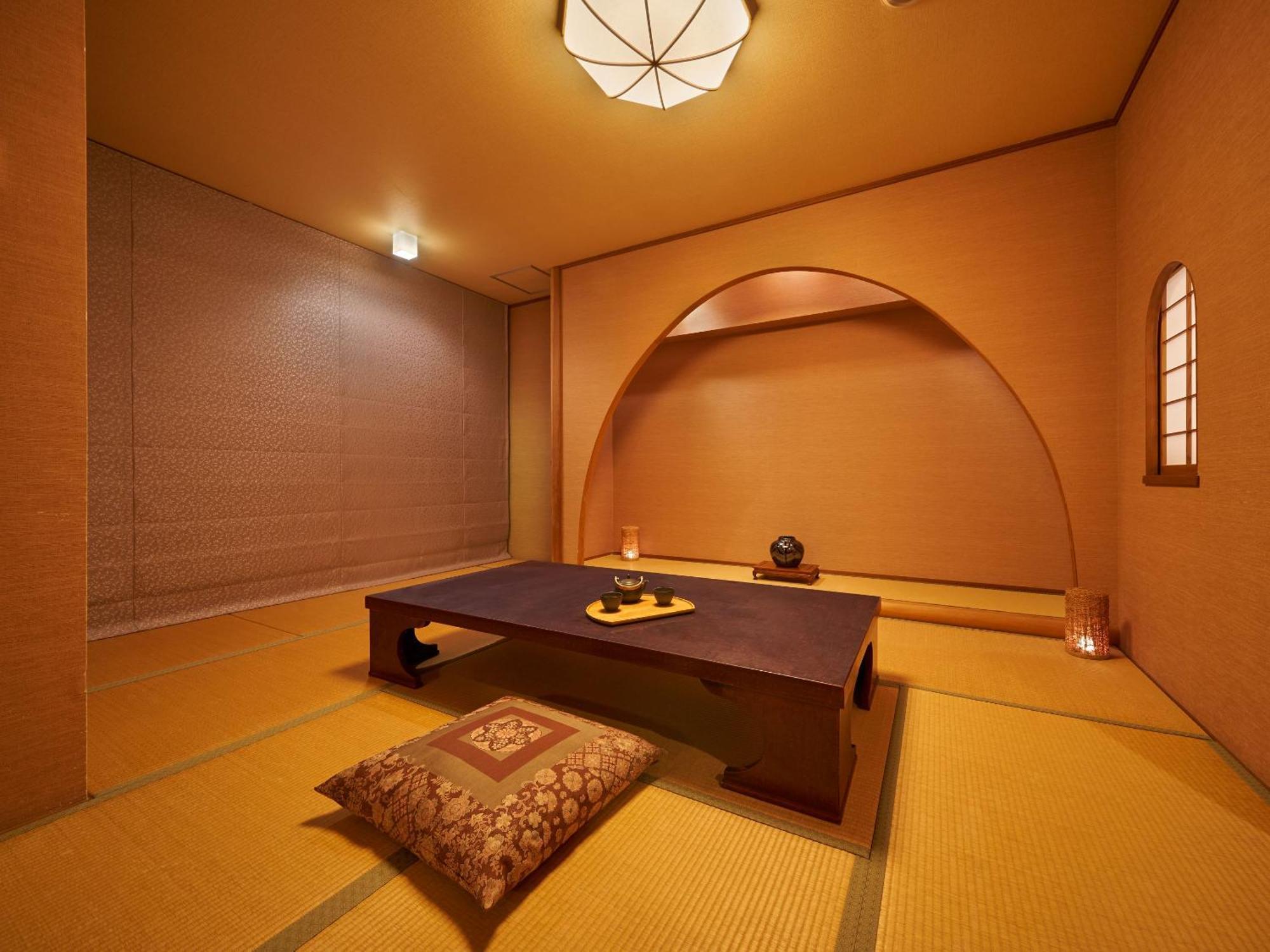 Ooedo Onsen Monogatari Ureshinokan Exterior foto